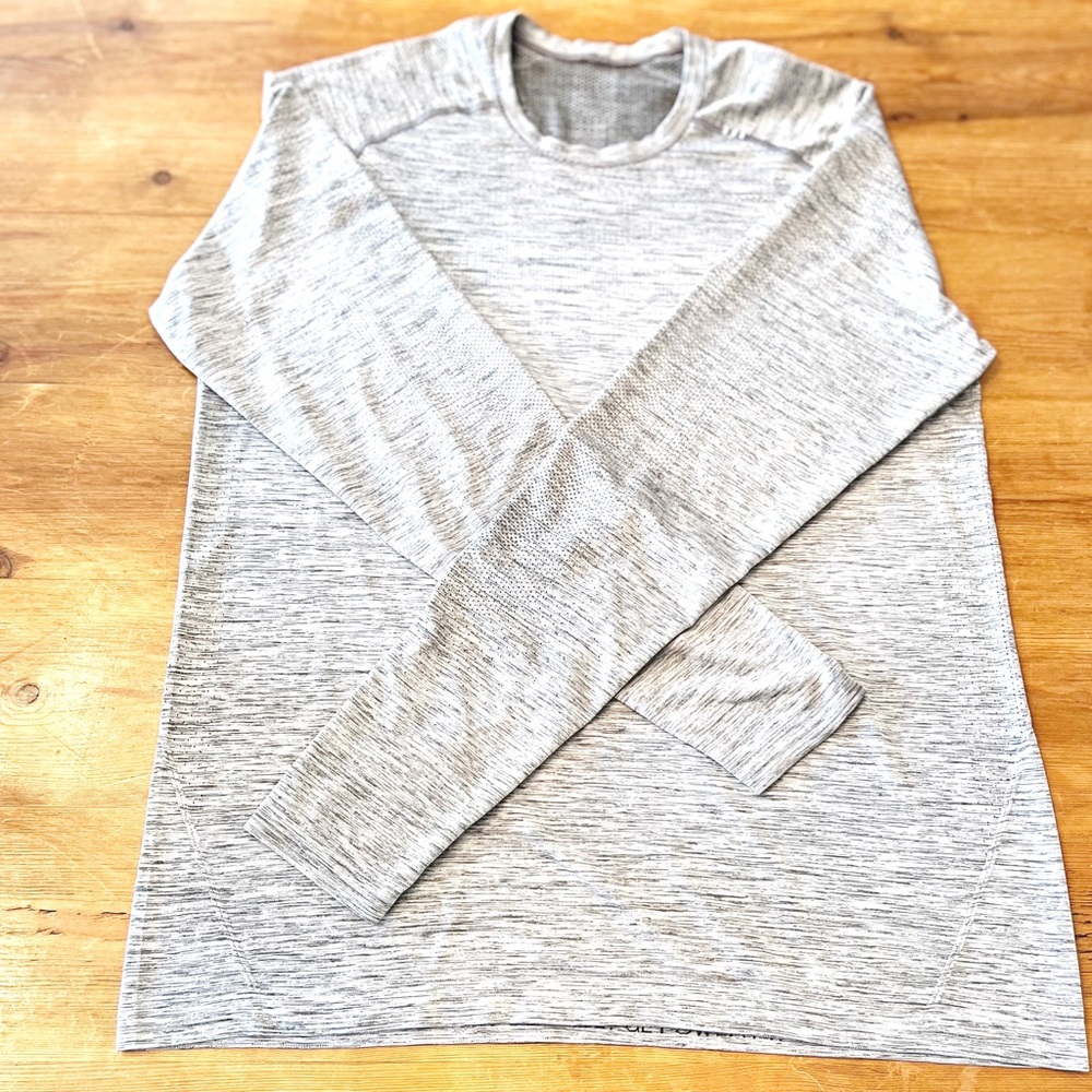 Lululemon shirt